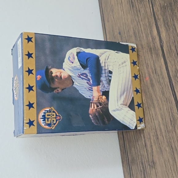 Tom Seaver NY Mets 50th Anniversary Bobblehead In Box/ NEW - Picture 2 of 6